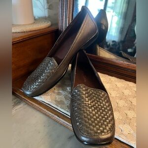 BELLINI Classic Basket Weave Woven 'Belinda' Slip on Loafers Metallic Taupe Sz 8